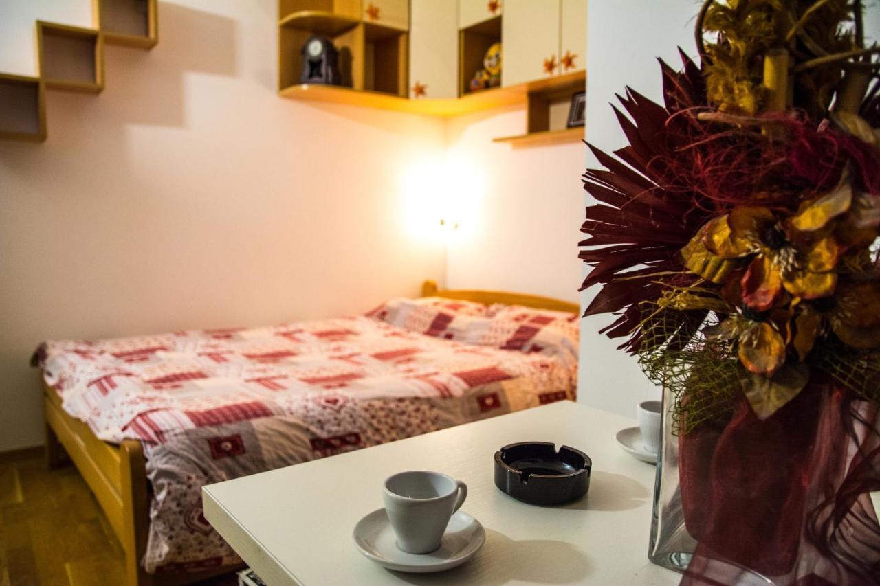 Rooms And Apartments S Belgrad Zewnętrze zdjęcie